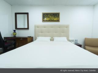 Metro City Hotel - Colombo - 7