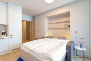 Colorful Apartment - Balcony, Free Parking, by Gravity Prague - Praga - 7