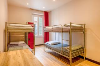 Villa Saint Exupery Beach Hostel - 9