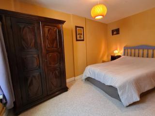 Charmant Gîte en Berry avec Cheminée, Près de La Châtre, Golf et Activités Œnature - FR-1-591-130 - 9