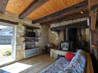 Maison de campagne avec jardin près d'Abbaye de Fontgombault et station thermale La Roche-Posay - FR-1-591-110 - 5