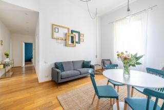 Elegant Apt with Two Bedrooms - 3