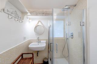 Genteel Home Scarlatti - 1