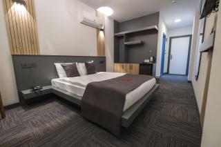 DEWY HOTEL - Smirne - 8