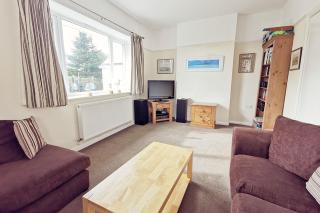 CAE GRUGOG COTTAGE-3 Bed-Sleeps 6-Ground Floor Bathroom - 7