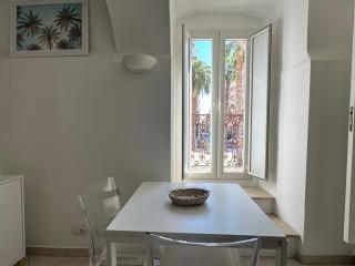 Palm Central House - Bari - 8