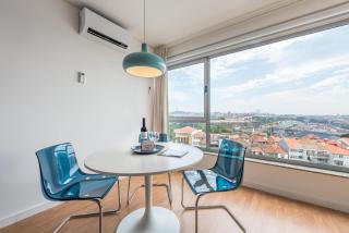 GuestReady - Hemisphere Apt - 9