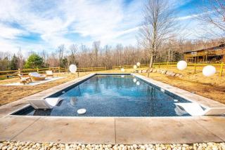 Luxury Mountain Mansion Huge Pool, Sauna, 7000sqft - Windham - 0