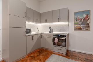Apartament Ultra-Central Premium cu Parcare Gratuita pe Malul Crisului - Oradea - 8