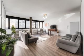 GuestReady - Grayscale - Oporto - 8