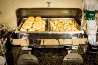 Best Western Plus Eastgate Inn & Suites - Wichita - 1