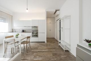 AB Plus - via Barozzi 6 - Bolonia - 6