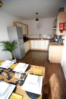 Modern 4 bed - Lincoln - Parking - Lincoln - 7