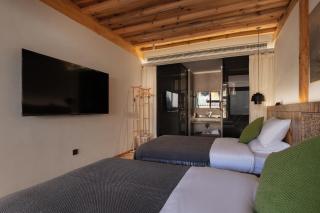 Humble abode of happiness - Mountain View Wabi-sabi Lodge - 3