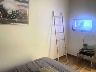 3BDR IDEAL CENTRAL ATHENIAN APT - Atene - 2