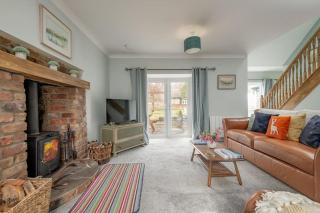 No7 Drummond Street, 2 bedrooms, Comrie - 0