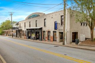 The Ice Loft - In Entertainment District - Fayetteville - 9