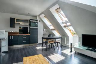 Rouen, appartement sous les toits, gare + parking - Rouen - 0
