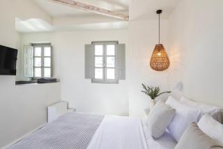 Frescoes Luxury Suites - Mesaria - 2