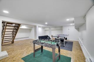 Game Room and Fire Pit Tree-Lined Pocono Lake Cabin - Pocono Lake - 9