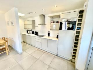 Chestnut Cottage - 6