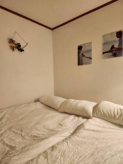 Near Aju Uni Hospital, Everland, Starfield, etc - Suwon - 1