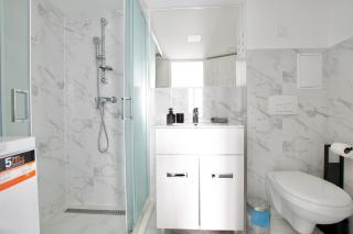 Premium Apartment by Hi5- Close to Parliament - Budapest - 4