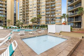 Summerhouse Beach Resort by Panhandle Getaways - Panama City Beach - 5