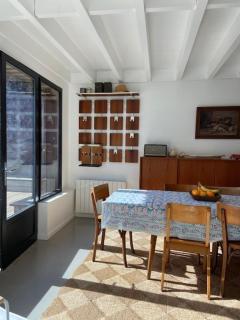 Maison de charme, jardin clos sud, terrasse, 2 minutes plages, au cœur du village de Piriac, 4 chambres 2 SDB. - 3