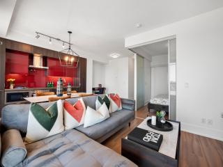 Stylish One Bedroom Suite - Entertainment District Toronto - 5