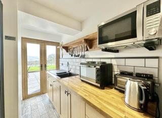 Guyscliffe Farm Apartment - Combe Martin - 3