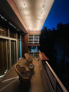 Luna & Sol 2BHK - Kasauli - 0