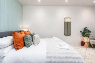 Charming Granby Flat - 2