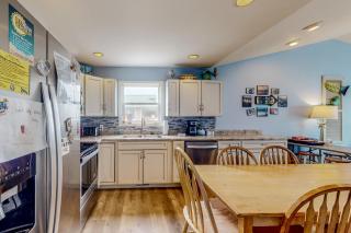 Beach Mountain - Surf City - 3