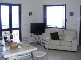 Balcony - SeaViews - Sleeps 8 - Authentic Italy - 8