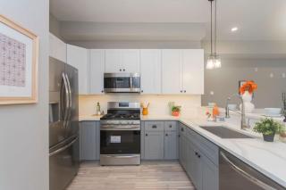 PRISTINE 3 bdrm - Garage Parking - Close to UPENN - 3