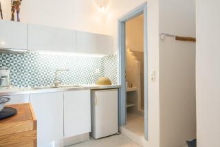C actus Villa and Apartments - 4