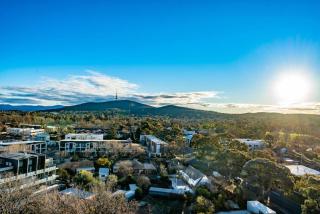 Luxury and Stylish Apt on NB Ave - Canberra - 5
