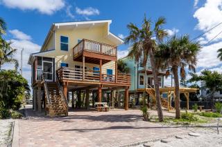 Castaway Cottage - Fort Myers Beach - 3