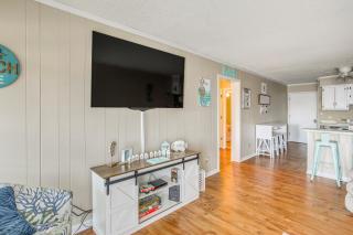 Myrtle Beach Vacation Rental - Walk to the Ocean! - Myrtle Beach - 6