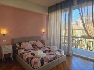 Queen Chic Apartment 2 - La Spezia - 9