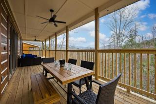 Summer Deal- New4 Suites, View, Game Room & Hot Tub - Gatlinburg - 4