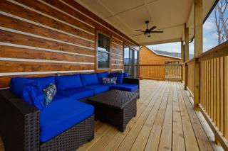 Summer Deal- New4 Suites, View, Game Room & Hot Tub - Gatlinburg - 7