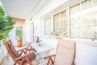 Family Getaway Home - Rodes - 8