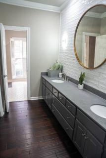 Lakefront Retreat w/ Guest House - La Grange - 4