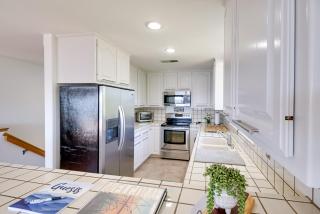 Idyllic Kelseyville Home with 2 Decks and Views! - Kelseyville - 4