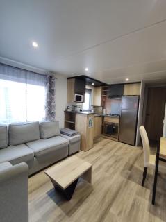 Mobil home 3 chambres Accès direct plage 4 Etoiles - Canet-en-Roussillon - 0