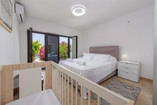 Villa LUMA Sukošan - house by the sea - Sukošan - 8