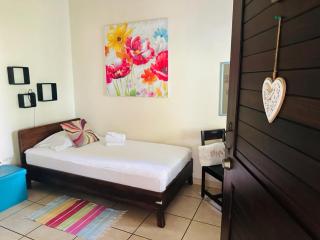Casa de Lis Hotel & Tourist Info Centre - Turrialba - 2