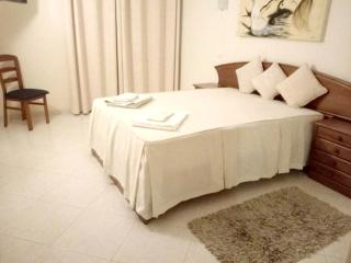 Spacious apartment in Alvor - 100 m² with shared pool - Alvor - 9